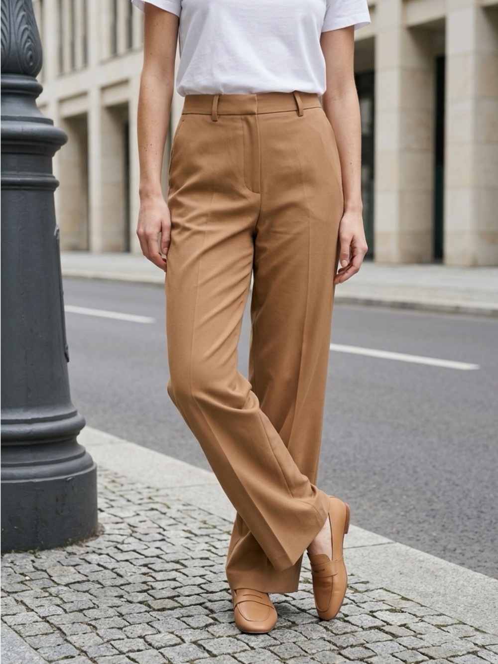 Banana Republic Wide-Leg Trousers in Camel